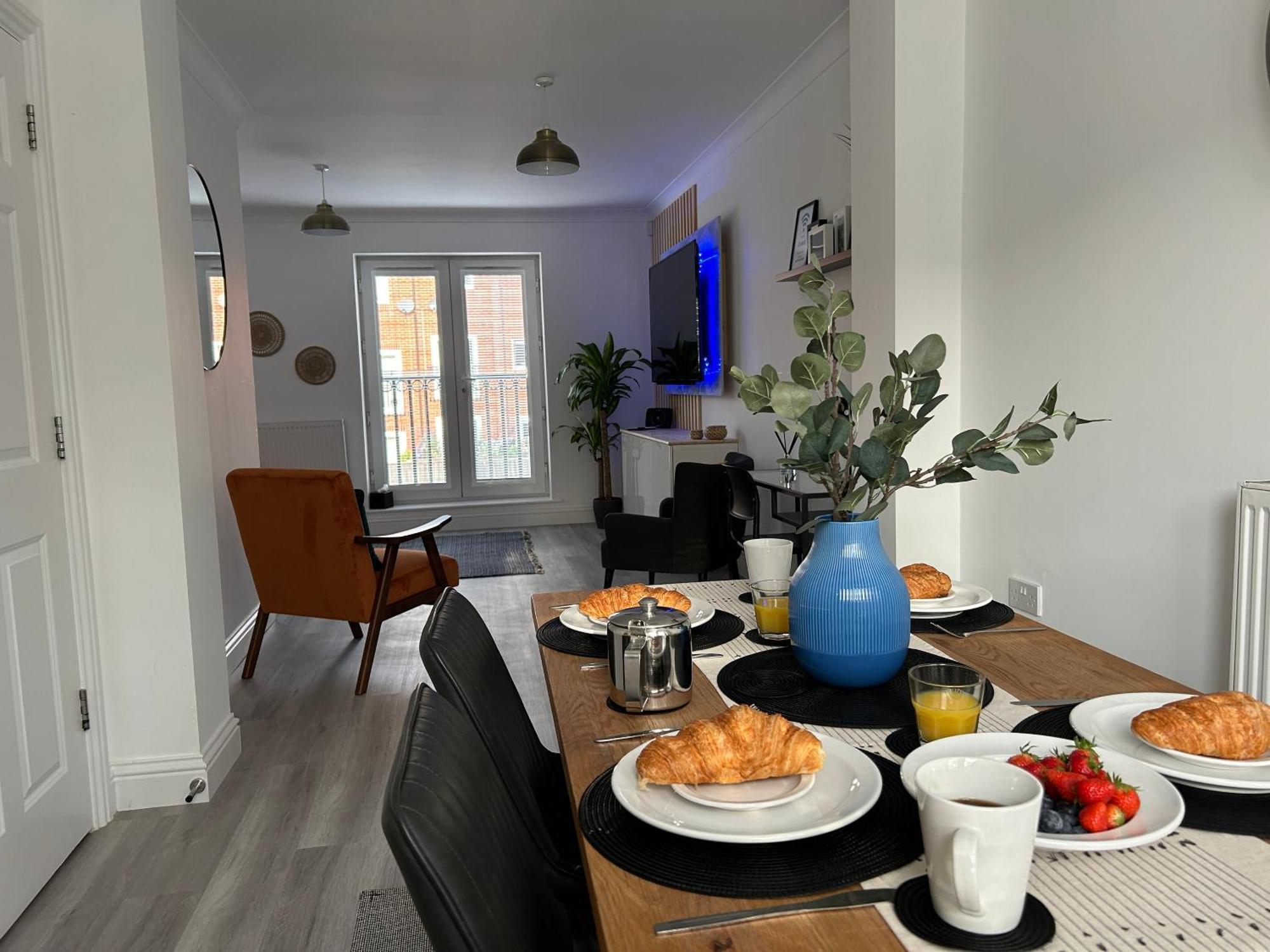 The Town House, Whole House Suitable For Contractors And Families Market Harborough Εξωτερικό φωτογραφία